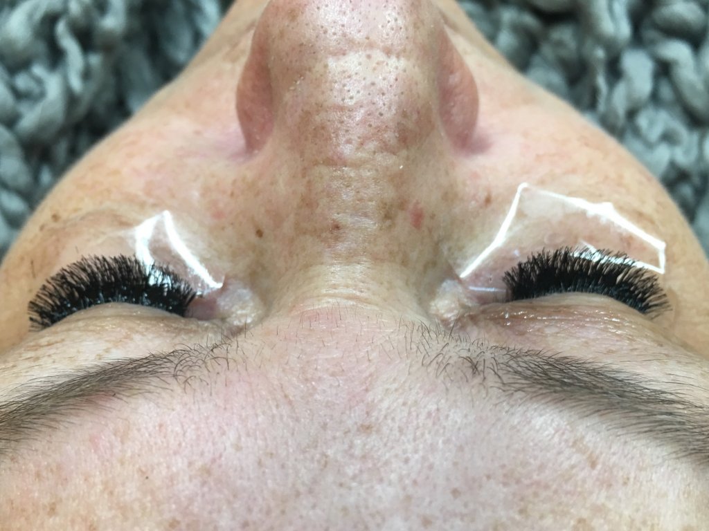 Fake eyelashes